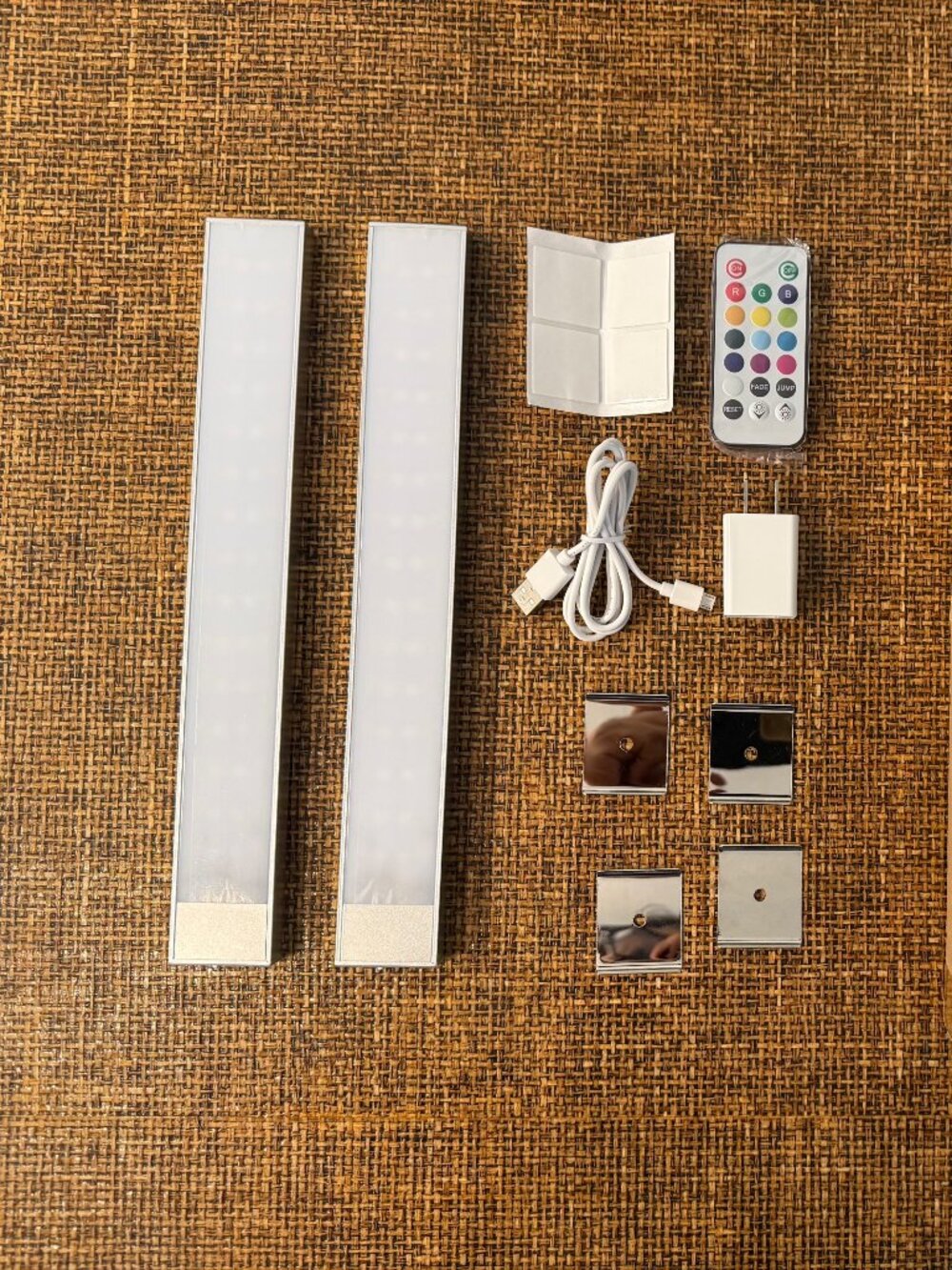 Living Glow 12" Under Cabinet Lights (Set of 2) - NEW